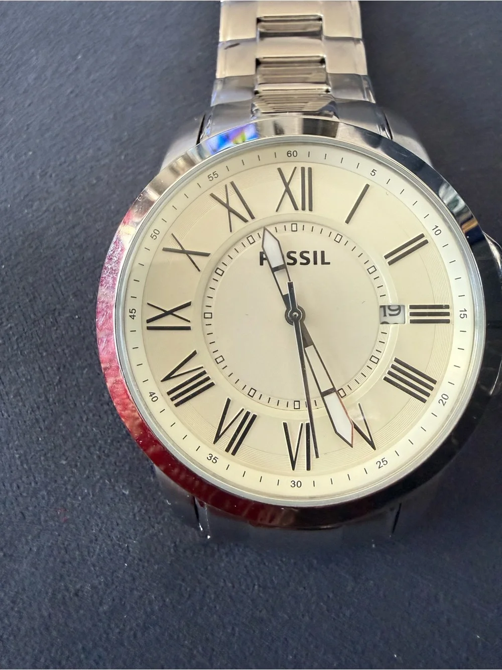 Fossil Men's Silver Tone Watch with Cream Dial and Roman Numerals